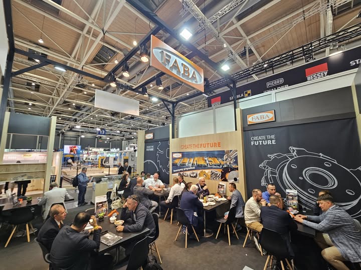 <b>Dziękujemy za wizytę na LIGNA.25<b>